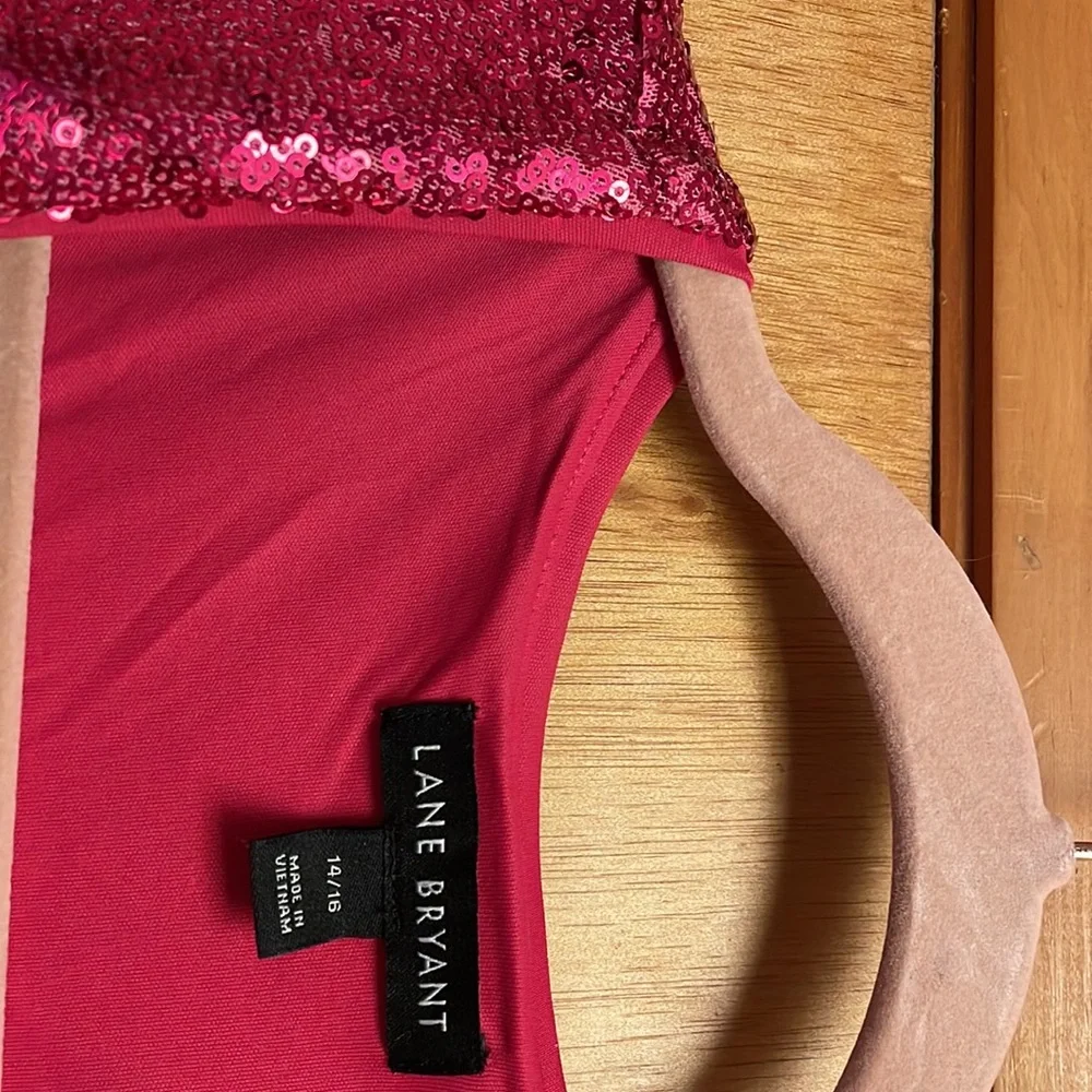 Gorgeous pink sequin top - Picture 3 of 3